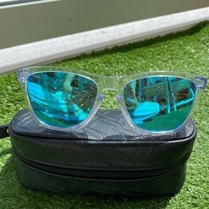 Oakley Mirror Lens Sunglasses